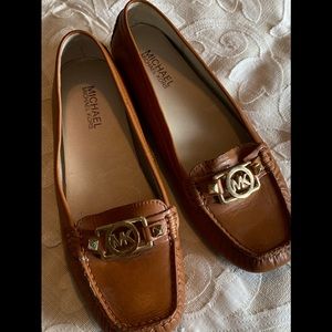 MICHAEL KORS Shoes Size 8